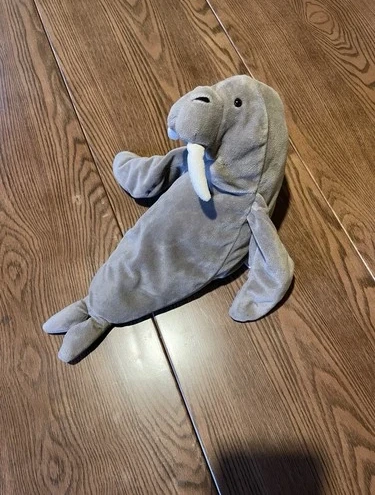 *RARE* Authentic Retired Jellycat Wrinkles Walrus 14” medium Plush Toy EUC